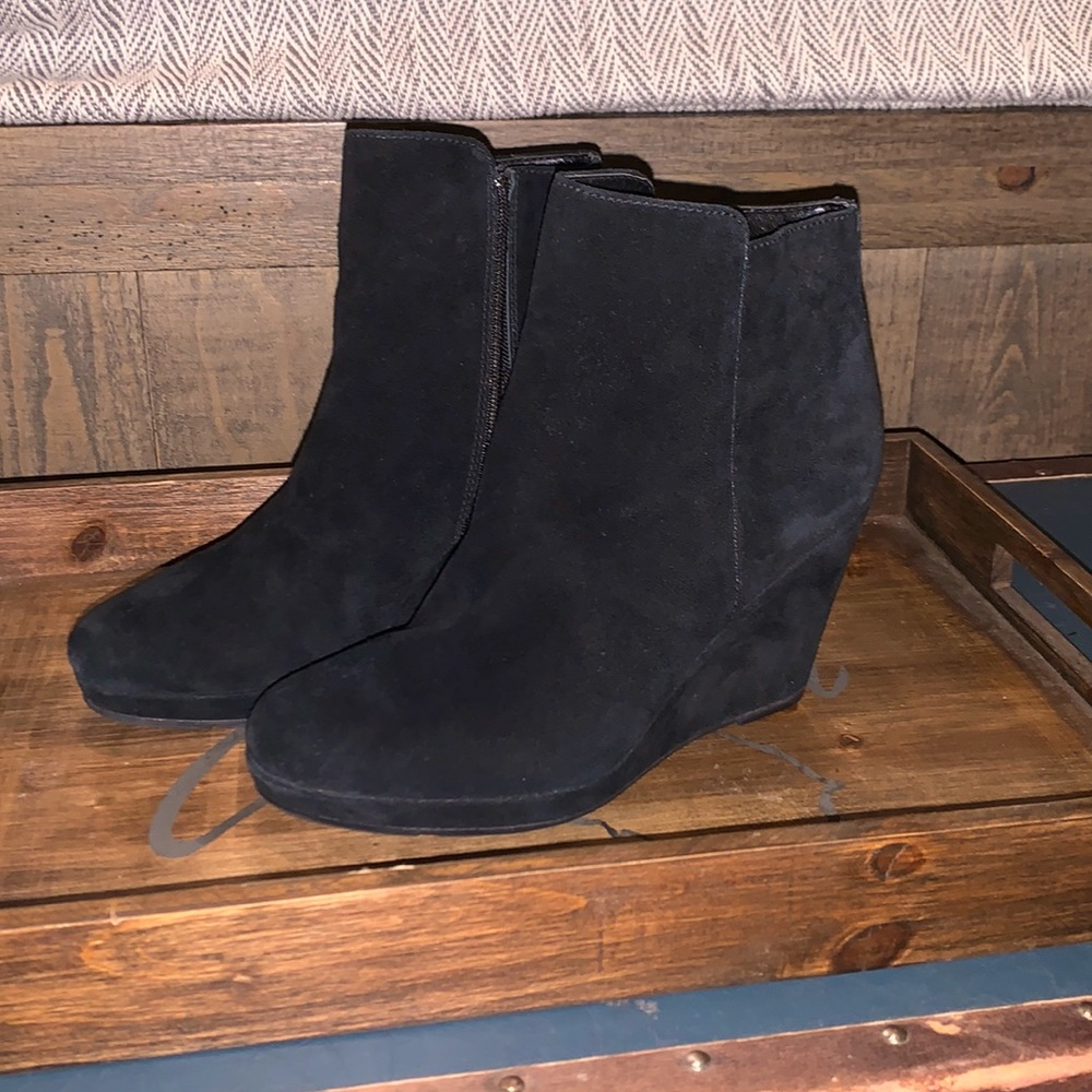Via Spiga black suede leather wedge booties